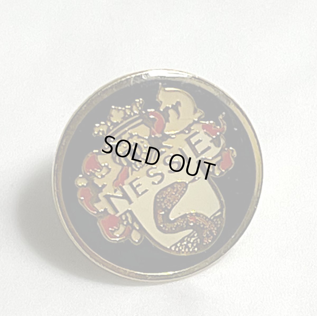 画像2: フランス ヴィンテージ ピンバッジ NESSIE ネッシー スコットランドUMA 未確認生物 ネス湖 (2)