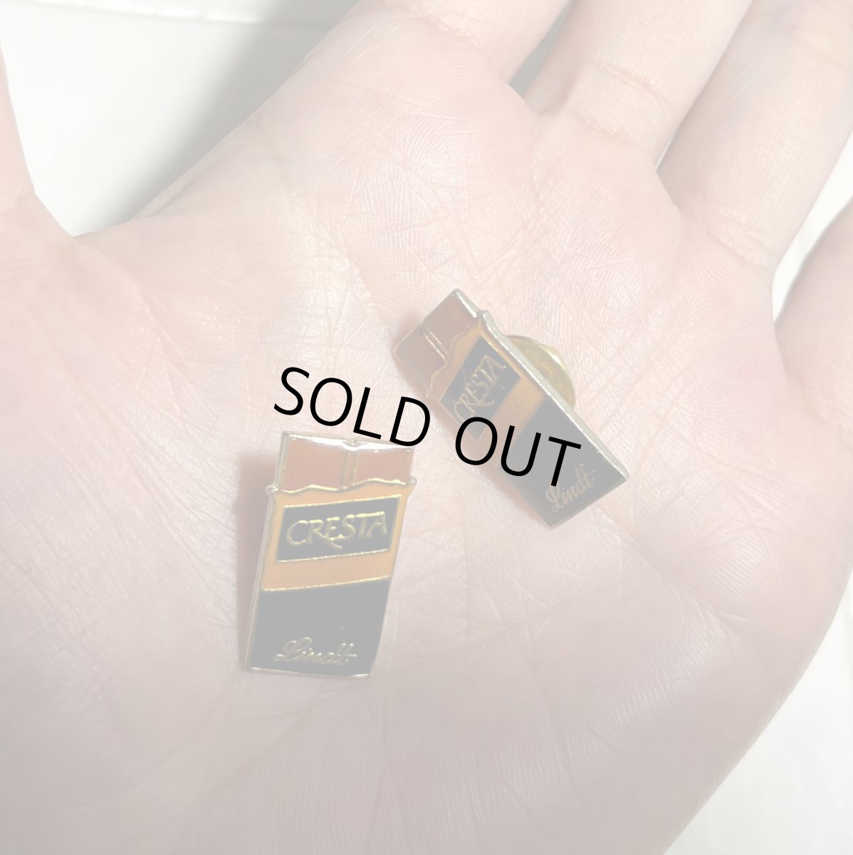 画像10: 2個セット フランス ヴィンテージ ピンバッジ Lindt CRESTA リンツ クレスタ チョコレート (10)