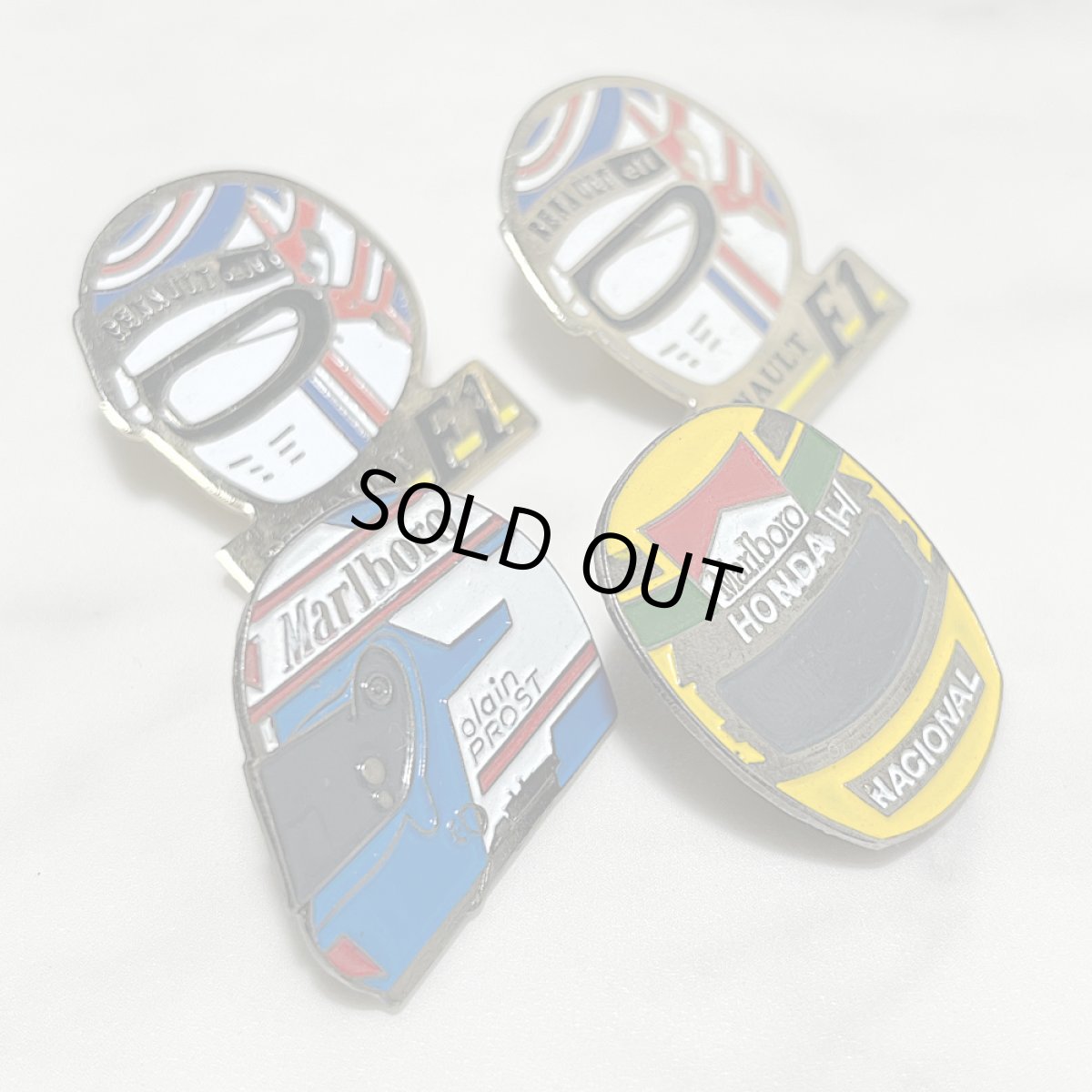画像10: 4個セット フランス ヴィンテージ ピンバッジ RENAULT Marlboro HONDA  などヘルメット ノベルティグッズ (10)