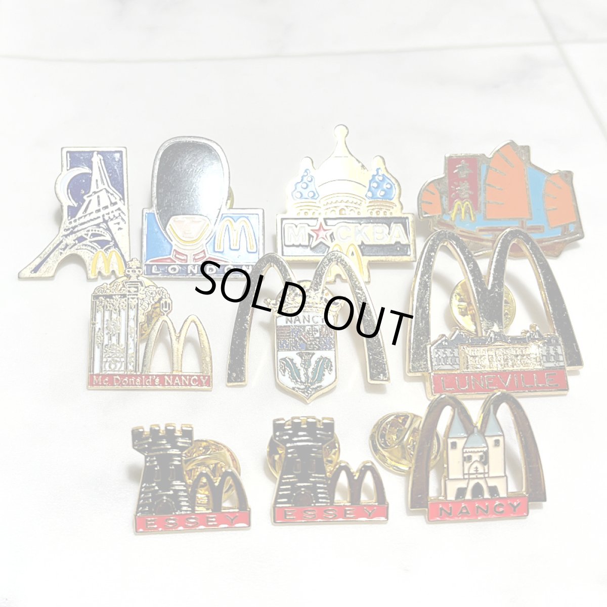 画像11: 10個セット フランス ヴィンテージ ピンバッジ マクドナルド ESSEY NANCY ノベルティグッズ (11)