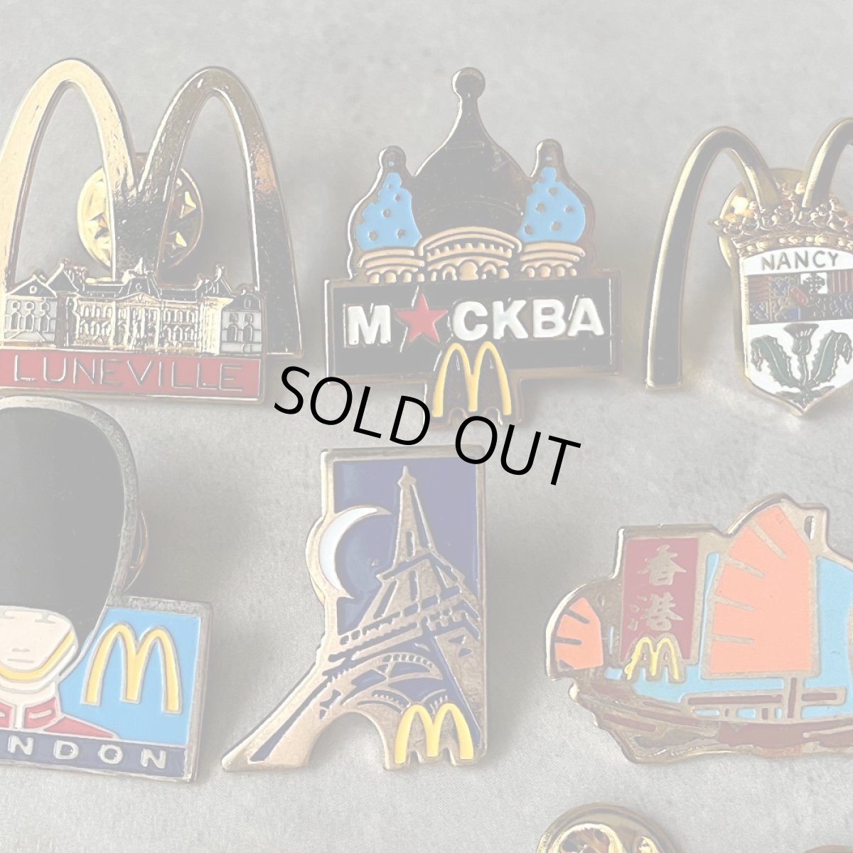 画像8: 10個セット フランス ヴィンテージ ピンバッジ マクドナルド ESSEY NANCY ノベルティグッズ (8)