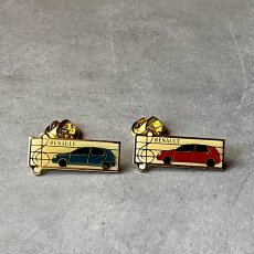 画像3: 2個セット フランス ヴィンテージ ピンバッジ RENAULT ルノー ノベルティグッズ (3)