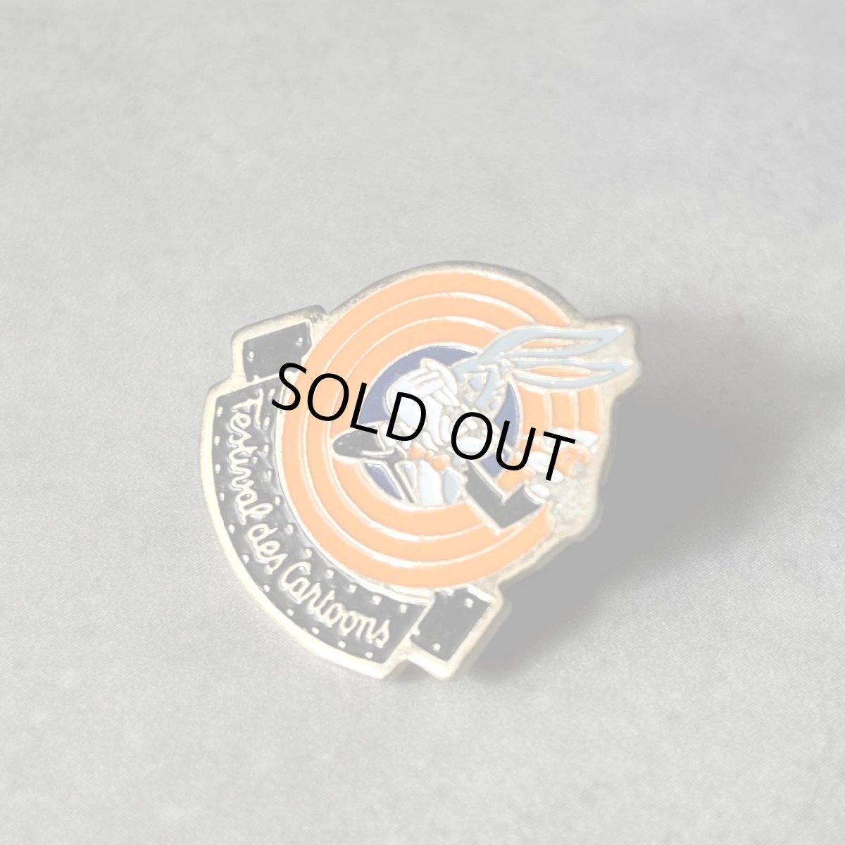 画像12: フランス ヴィンテージ ピンバッジ 1991 Warner Bros Bugs Bunny ワーナー バックスバニー (12)