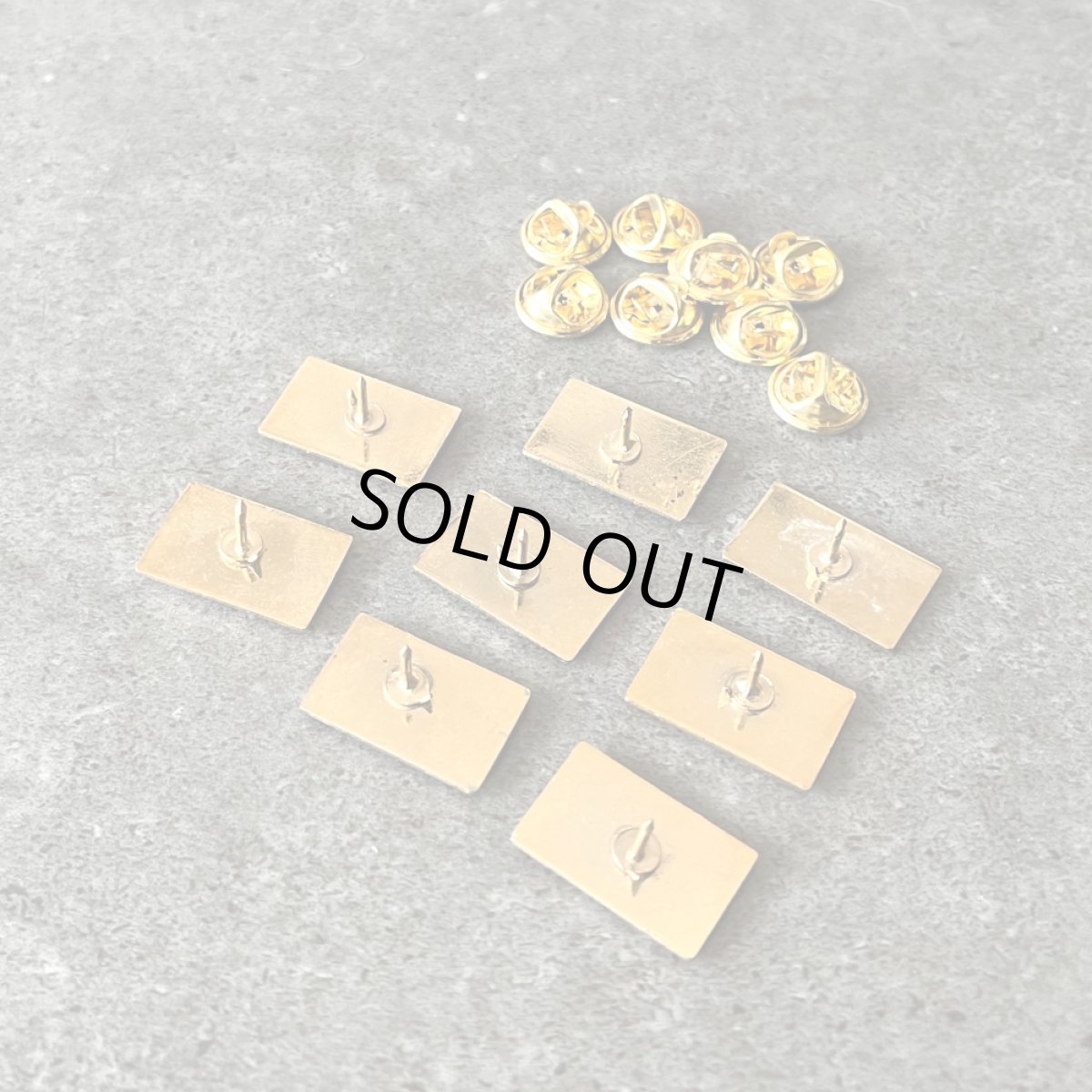 画像5: 8個セット フランス ヴィンテージ ピンバッジ Match ノベルティグッズ (5)