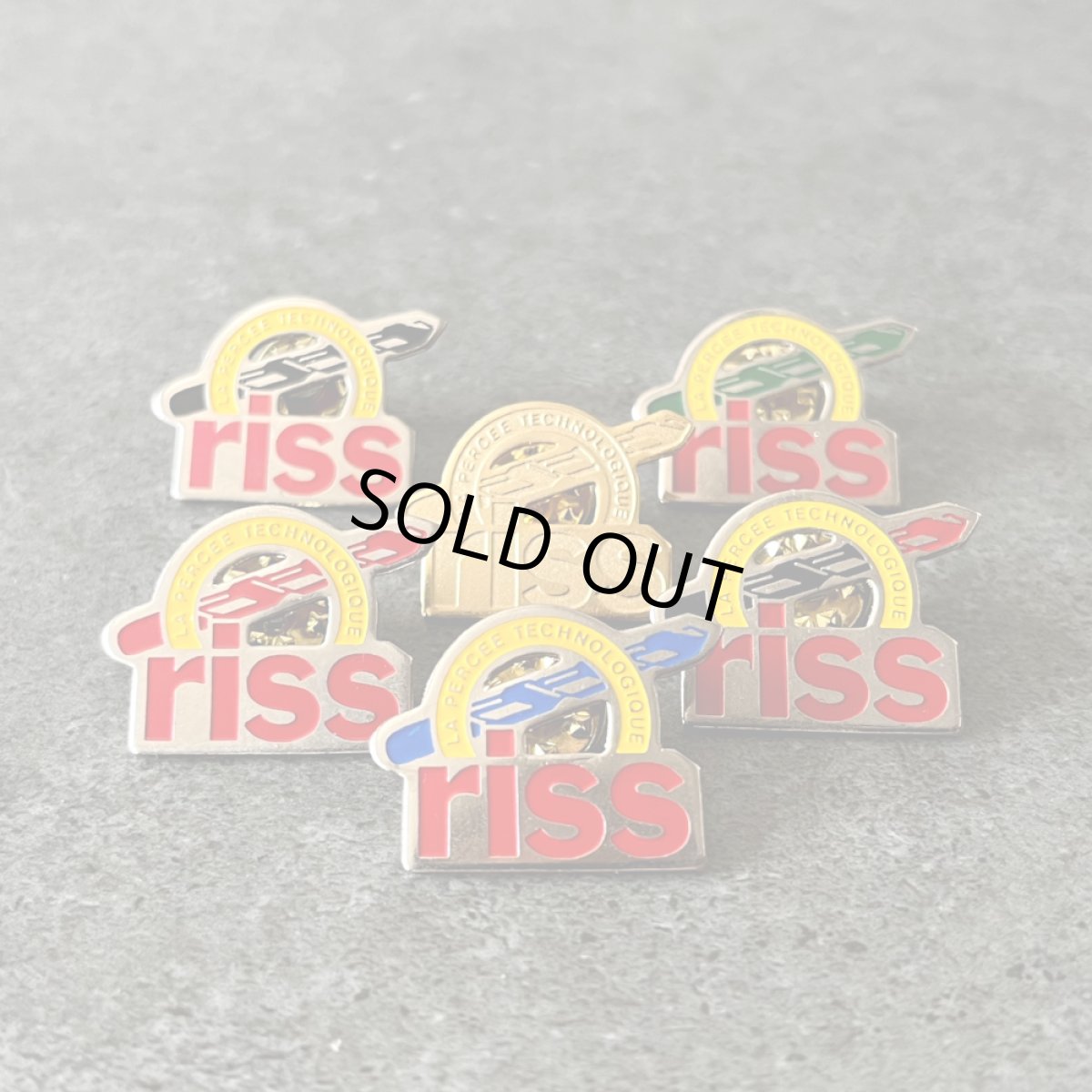 画像1: 6個セット フランス ヴィンテージ ピンバッジ riss collection ノベルティグッズ (1)