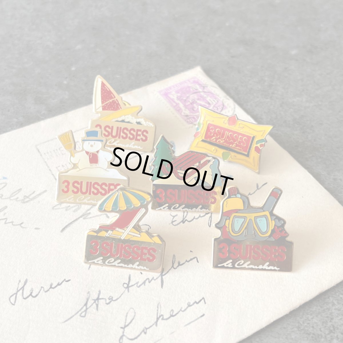 画像1: 6個セット フランス ヴィンテージ ピンバッジ 3 SUISSES PINS COLLECTION ノベルティグッズ (1)