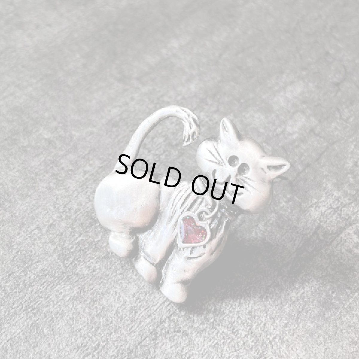 画像10: アメリカ 揺れるハート キュートなシルバートーン ヴィンテージブローチ (10)