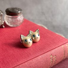 画像6: BETSEY JOHNSON 「静かなきらめきをまとった、小さな主役」ヴィンテージピアス 猫 (6)