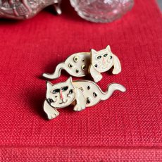 画像5: アメリカ ヴィンテージ「ひょっこり、耳もとからこんにちは」 エナメル ハンギング猫ピアス (5)