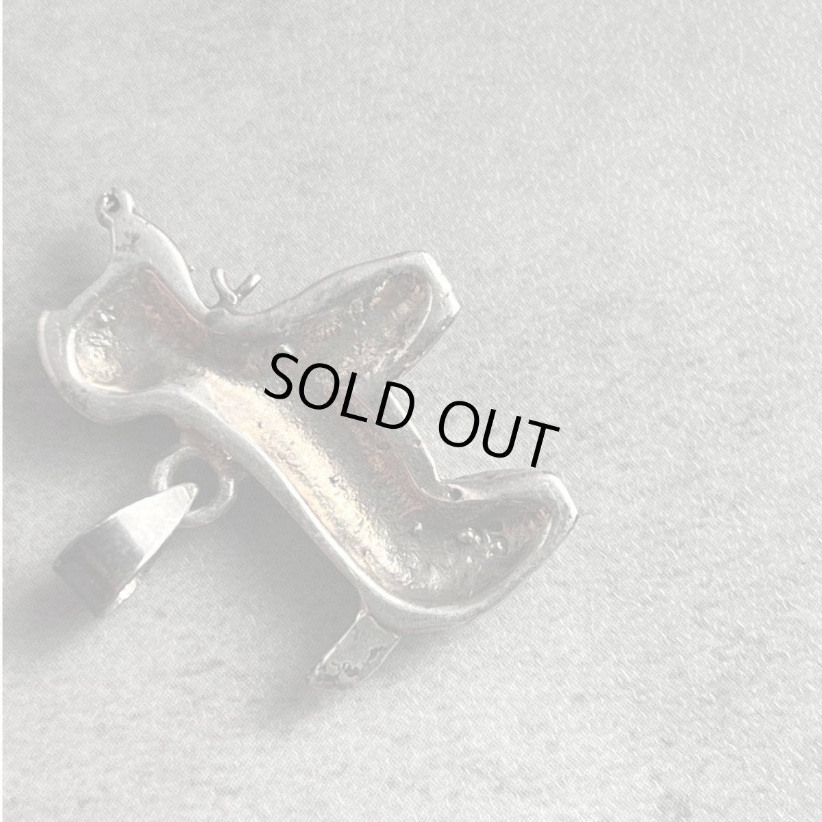 画像17: 英国 刻印925 シルバーチャーム 「忠誠と幸運を運ぶ、小さな銀の友」マルカジット 犬 ヴィンテージチャーム 魔除け お守り (17)