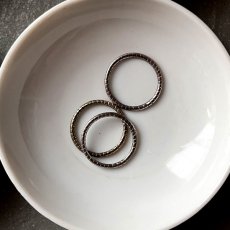 画像14: 【在庫3】スウェーデン 1970-1999年 ヴィンテージ指輪「時を越えて語りかけるリング」北欧リング Sweden 北欧雑貨 北欧ジュエリー 15号/16.5号 EYS006 (14)