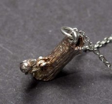 画像4: 〈SILVER〉動くキツツキ 可動式 「コツコツ、幸運を呼ぶ小さなキツツキ 」ヴィンテージシルバーチャームネックレス  (4)