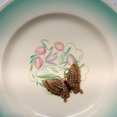 画像4: 英国 蝶々 ヴィンテージブローチ「願いを照らす、琥珀色の羽」 蝶モチーフ バタフライ 昆虫アクセサリー (4)