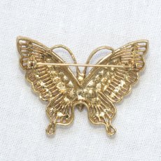 画像6: 英国 蝶々 ヴィンテージブローチ「願いを照らす、琥珀色の羽」 蝶モチーフ バタフライ 昆虫アクセサリー (6)