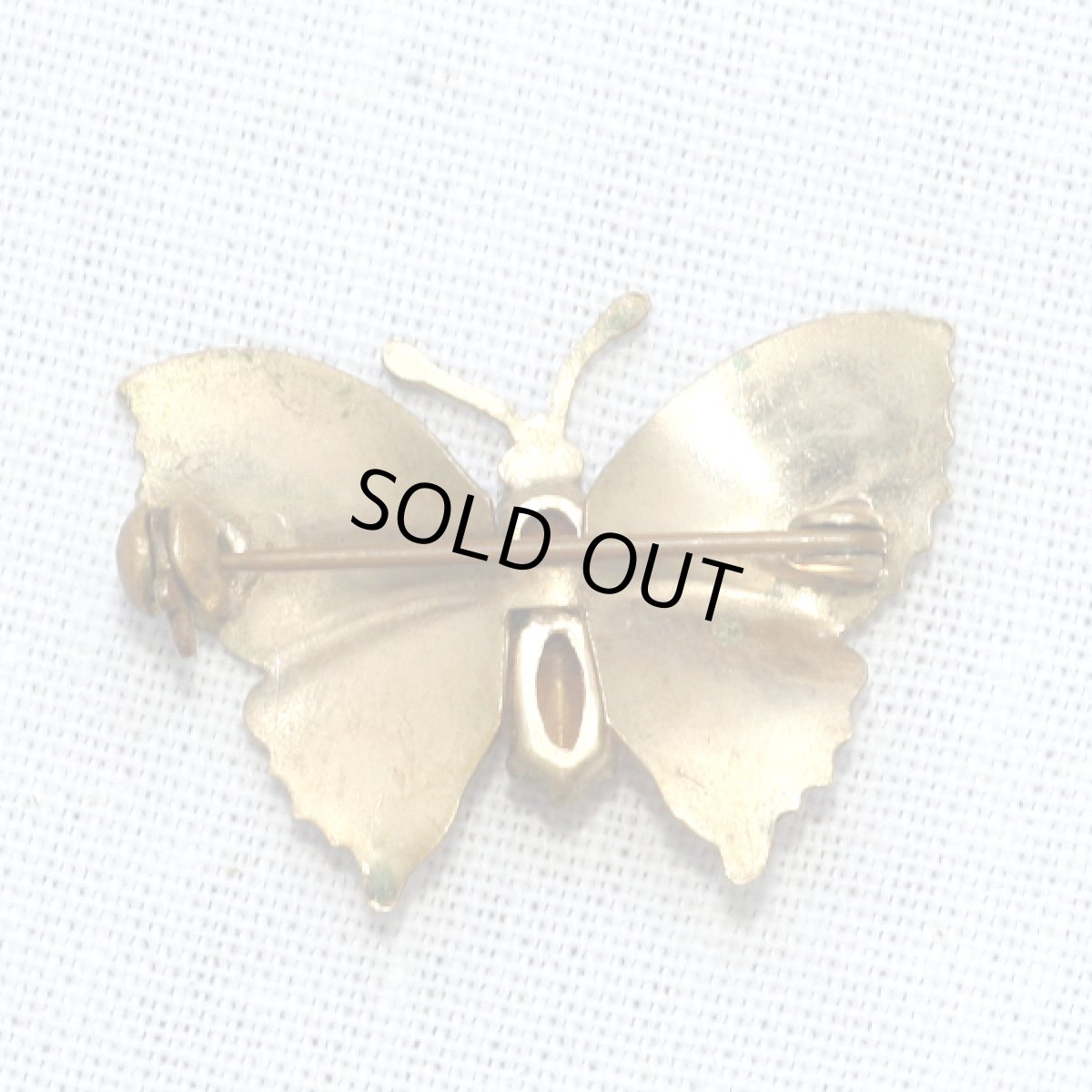 画像5: 英国 蝶ヴィンテージブローチ 「秘密の庭で生まれた、小さな願いの運び手」蝶々 バタフライ 昆虫アクセサリー (5)