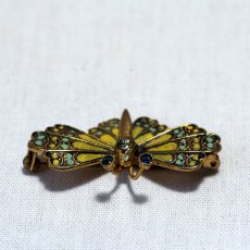 画像11: 英国 「陽だまりの風に乗って届く、小さな祝福」ダマスカスカラー アゲハ蝶ヴィンテージブローチ 蝶モチーフ バタフライ 昆虫アクセサリー (11)