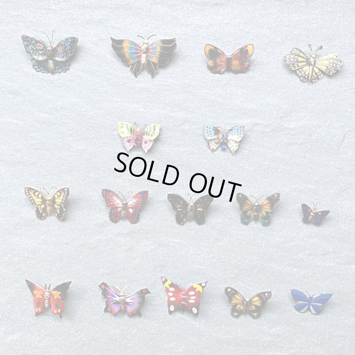 画像16: 英国 蝶ヴィンテージブローチ 「秘密の庭で生まれた、小さな願いの運び手」蝶々 バタフライ 昆虫アクセサリー (16)