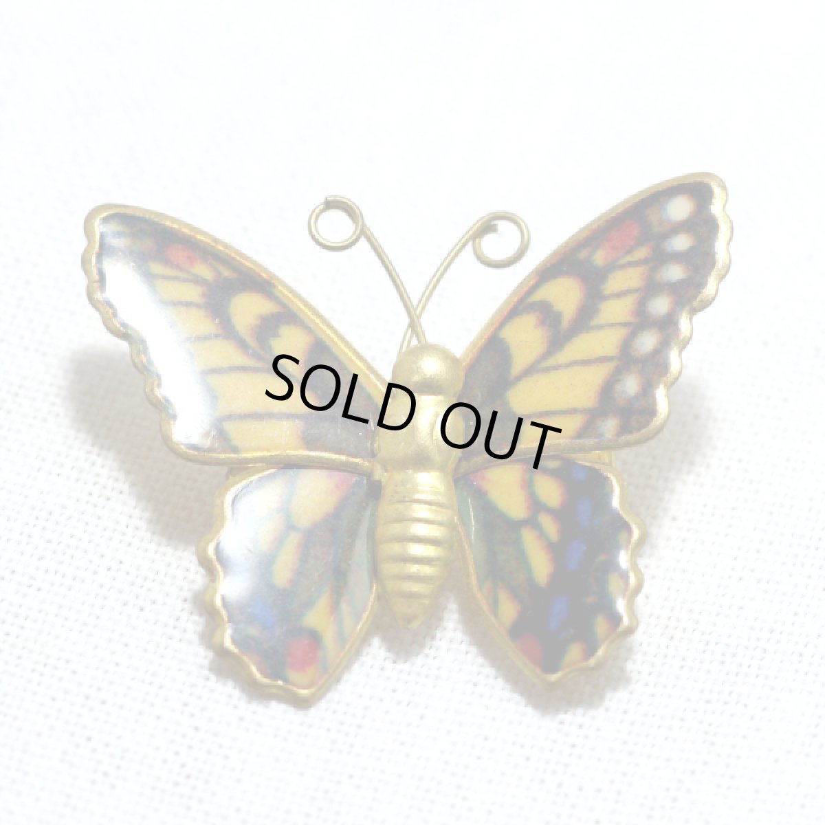 画像13: 英国ヴィンテージ アゲハ蝶ブローチ「風のささやきを聞きつけて、運命の蝶が舞い降りる」 ヴィンテージブローチ (13)