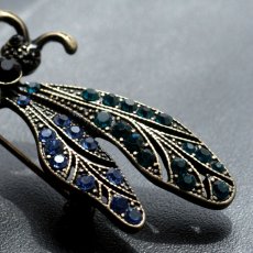 画像11: 英国 ヴィンテージブローチ「夢を運ぶ、蒼の羽音」青いトンボブローチ 運気の上昇 ドラゴンフライ 昆虫アクセサリー (11)