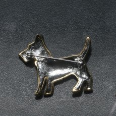 画像6: 英国 1960年代 ヴィンテージ テリア犬 クリスタル ブローチ「小さな守り手、時を超えて」イギリス アクセサリー (6)