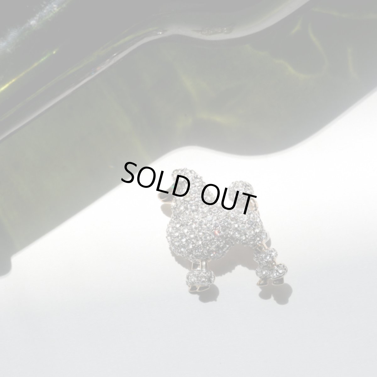 画像7: 英国 1960年代 ヴィンテージ プードル犬 クリスタル ブローチ「まるで物語から飛び出してきた、小さな優雅さ」イギリス アクセサリー (7)