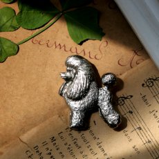 画像1: 英国 ALDEN ARTS ENGLAND ヴィンテージ プードル犬 ブローチ イギリス アクセサリー (1)