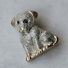 画像5: 英国 ヴィンテージ 仔犬 ブローチ「しあわせを待つ、ちいさなまなざし」 イギリス アクセサリー (5)