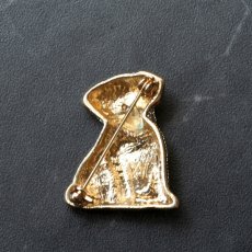 画像4: 英国 ヴィンテージ 仔犬 ブローチ「しあわせを待つ、ちいさなまなざし」 イギリス アクセサリー (4)
