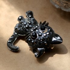 画像6: 英国 ヴィンテージ 黒猫ブローチ「静かな夜をともに歩く影の猫」イギリス アクセサリー (6)