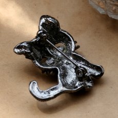 画像7: 英国 ヴィンテージ 黒猫ブローチ「静かな夜をともに歩く影の猫」イギリス アクセサリー (7)