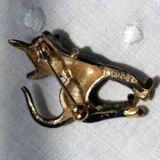 画像7: 1960年頃 英国 ヴィンテージ グリーンアイ 黒猫ブローチ「緑の瞳に、夜の魔法」 イギリス アクセサリー (7)