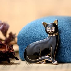 画像3: 英国 ヴィンテージ 大きな黒猫ブローチ「ただそこにいるだけで」イギリス アクセサリー (3)