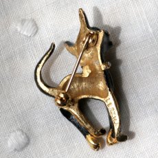 画像5: 1960年頃 英国 ヴィンテージ グリーンアイ 黒猫ブローチ「緑の瞳に、夜の魔法」 イギリス アクセサリー (5)