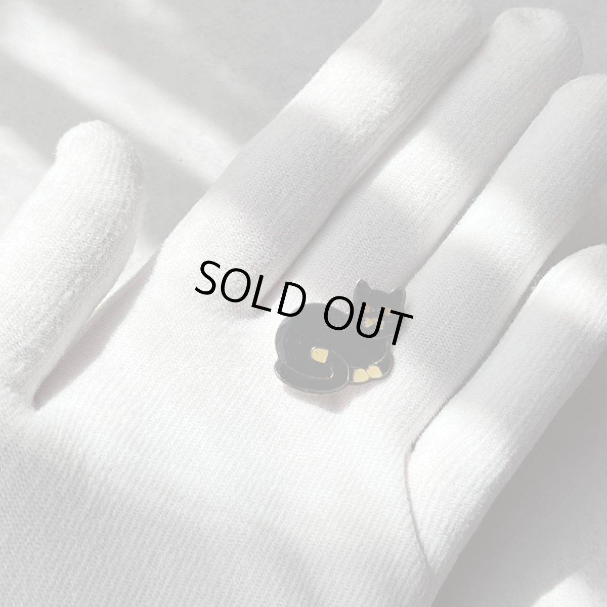 画像7: 英国 ヴィンテージ 黒猫ブローチ「 静けさをたたえる、黒の小さな詩人」イギリス アクセサリー (7)