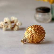 画像6: 1960〜70年代 英国 ヴィンテージ ハリネズミブローチ「ひだまりの宝物」イギリス アクセサリー (6)