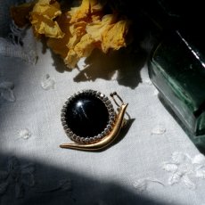 画像4: 英国 ヴィンテージブローチ カタツムリ「月の雫を抱いて」イギリス アクセサリー (4)