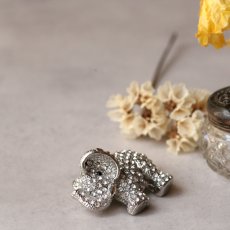 画像1: 1960年頃 英国 ヴィンテージ 象 クリスタルブローチ「幸運を運ぶ小さな巨人」ぞう イギリス アクセサリー (1)