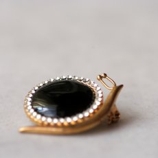 画像7: 英国 ヴィンテージブローチ カタツムリ「月の雫を抱いて」イギリス アクセサリー (7)
