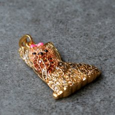 画像3: 英国 ヴィンテージ ヨークシャーテリア犬 ペンダントネックレス 刻印3IC「永遠のリボンを結んで」イギリス アクセサリー (3)