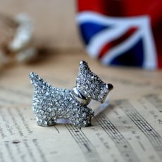 画像5: 英国 ヴィンテージ テリア犬 クリスタルブローチ「星屑をまとう、小さなまなざし」イギリス アクセサリー (5)