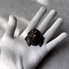 画像5: 英国 1950年代 ヴィンテージ ビーグル犬ブローチ「静かなる忠誠のかたち」イギリス アクセサリー (5)