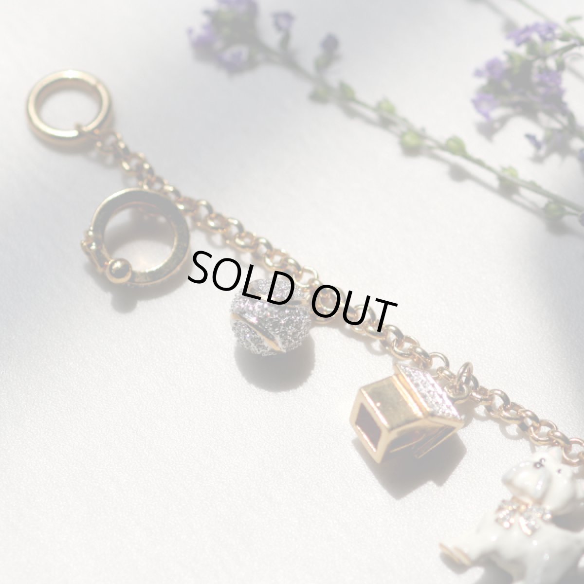 画像6: 英国 ヴィンテージ マンテルチェーン ブレスレット 白いテリア チャーム「小さな腕もとに、犬と紡ぐひととき」イギリス アクセサリー (6)