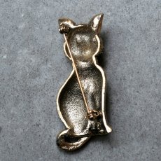 画像6: 英国 ヴィンテージ グリーンアイ 猫ブローチ「緑の瞳に宿る ひそやかな魔法」イギリス アクセサリー (6)