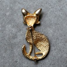 画像5: 英国 ヴィンテージ 猫ブローチ「そっと見つめる しあわせの猫 」 イギリス アクセサリー (5)