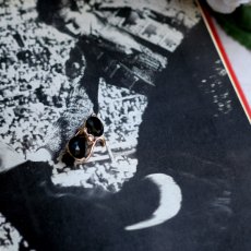 画像3: 英国 ヴィンテージ 小さく可愛い黒猫ブローチ「小さなきらめき、黒猫のしずく」イギリス アクセサリー (3)