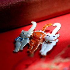 画像6: 英国 ヴィンテージ 3匹の仲良し猫たち「3匹の猫のクリスマス行進」イギリス アクセサリー (6)