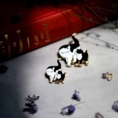 画像6: 英国1950〜1980年代 ROYAL ROSE ヴィンテージ 親子猫ブローチ 2個セット「ふたりでひとつ、見つめ合う時間」 (6)