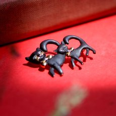 画像9: 英国 ヴィンテージ 親子黒猫ブローチ「静かに寄り添う、ふたつの影」イギリス アクセサリー (9)