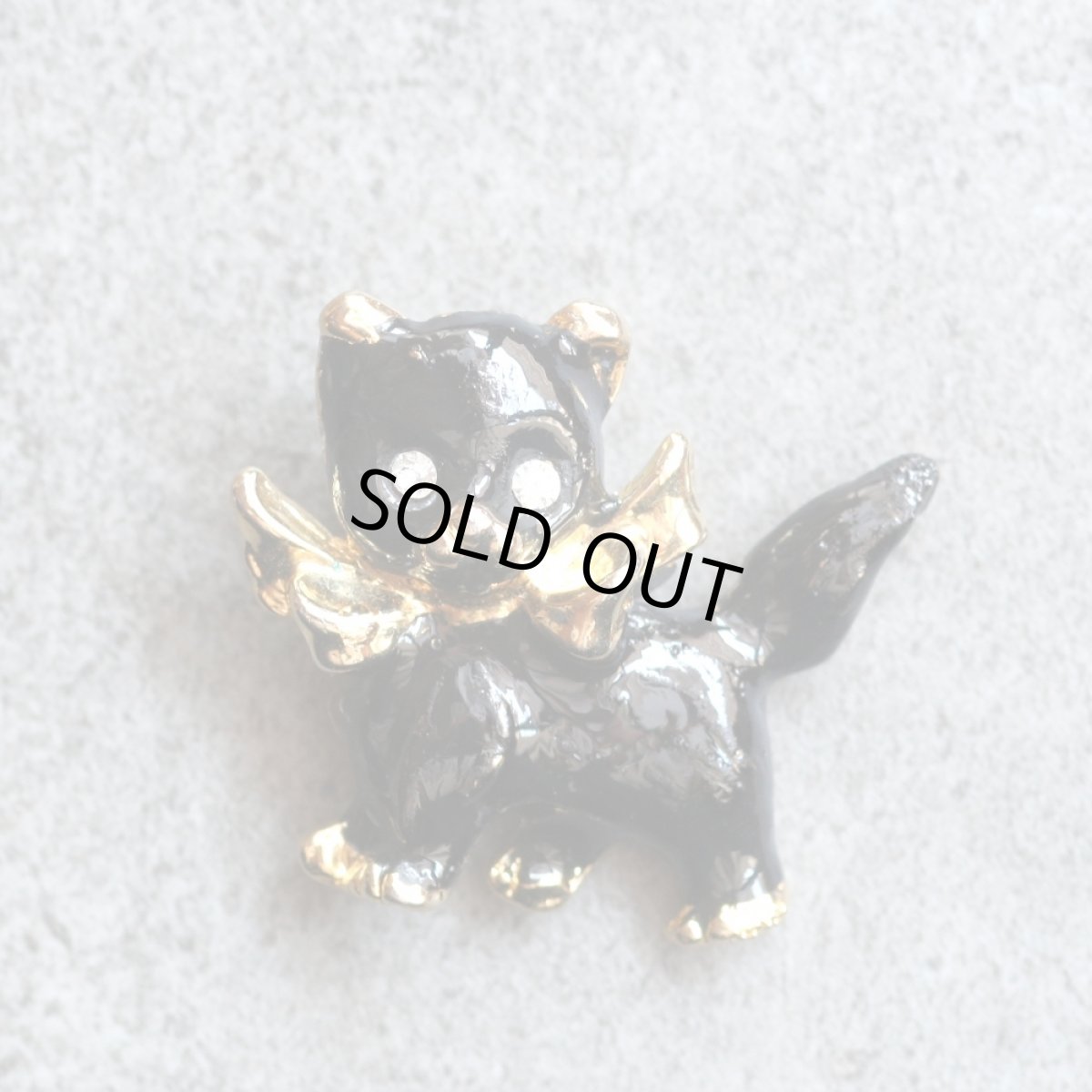 画像8: 英国 ヴィンテージ 黒猫リボンブローチ「静寂にひそむまなざし」イギリス アクセサリー (8)