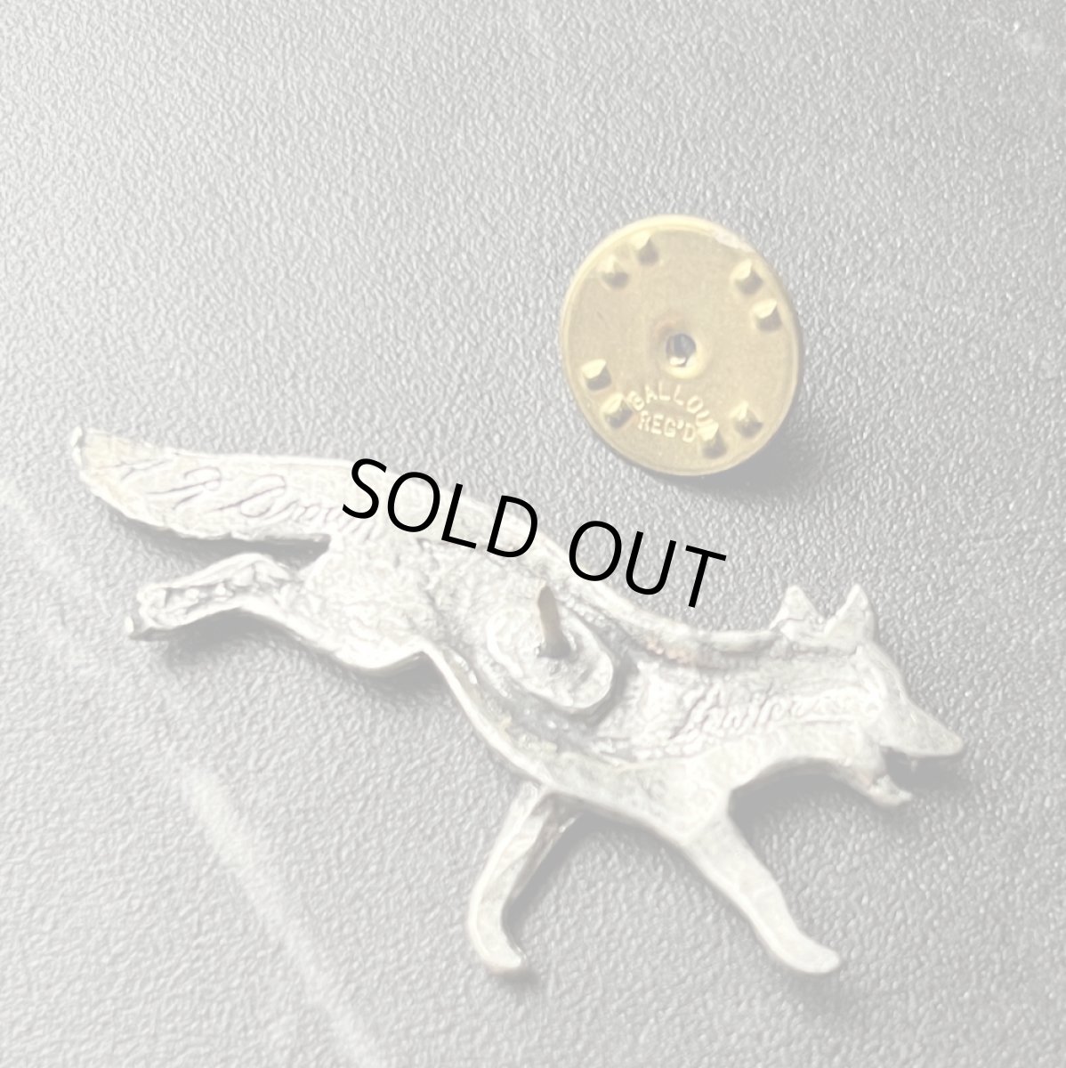 画像6: 英国ヴィンテージ きつね ピューターピンブローチ「霧の草原を駆け抜ける狐」イギリス製 アンティークアクセサリー (6)